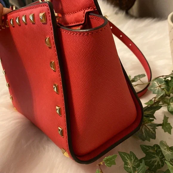 S⭕️LD Authentic Micheal Kors Messenger Stud Bag - Picture 4 of 10